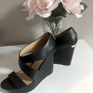 Michael Kors Wedge Sandal Black sz 7.5